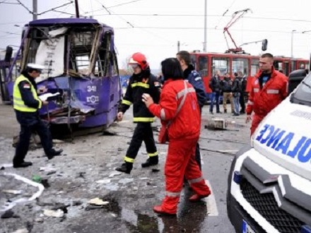 15 osoba povređeno u sudaru (Foto: Blic)